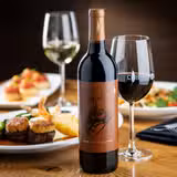 Wine Tastings and Rotating Chef Recommendations張相片