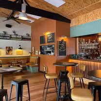 A photo of Clover Neighbourhood Bar restaurant