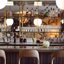 Una foto del restaurante Betty on Burke