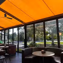 Una foto del restaurante Edwardes Lake Hotel
