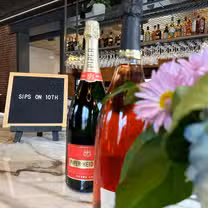 A photo of Sips On 10th restaurant