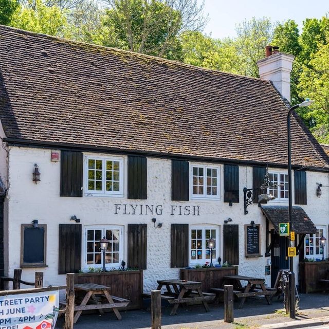 Flying Fish - Updated 2026, Gastro Pub in Newhaven, East Sussex