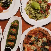 A photo of Beverly Bar restaurant