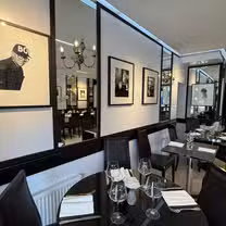 A photo of El Rincon Holloway restaurant