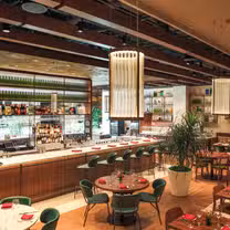 A photo of Eataly Aventura - La Pizza e La Pasta restaurant