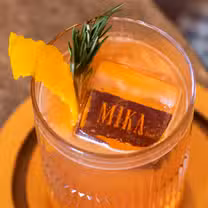 Una foto del restaurante MIKA BAR