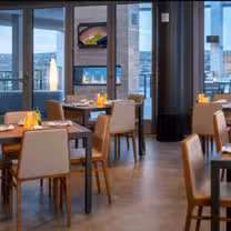 A photo of 16 on The Park restaurant