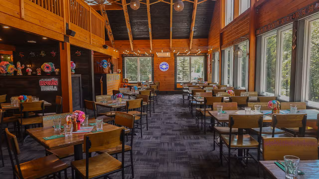 Alta Vida Inside - Alta Vida, Tannersville, PA