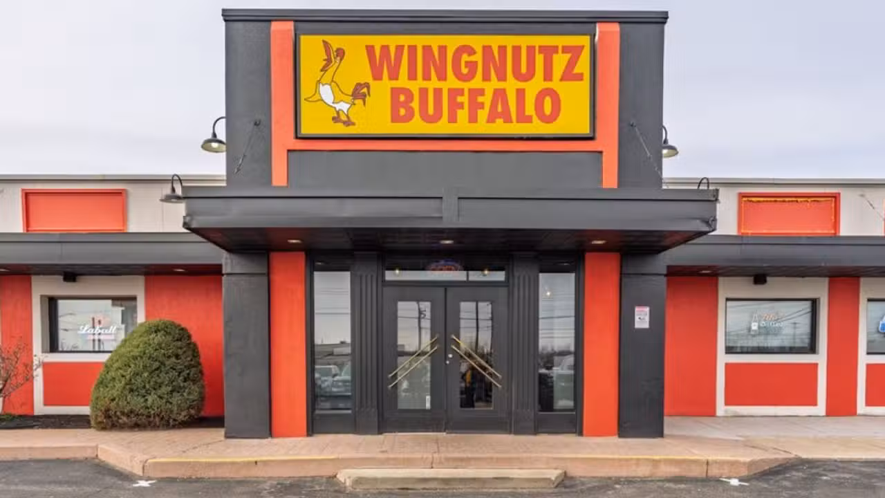 Wingnutz Buffalo, Buffalo, NY