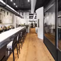 Una foto del restaurante Estiatorio Milos - Montreal