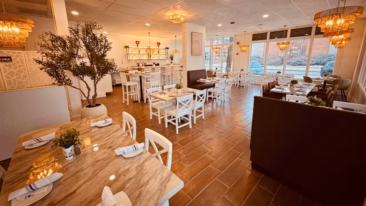 Interior - Molos Greek Taverna Restaurant, Wheaton, IL
