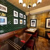 Cover image for Mother India's Cafe