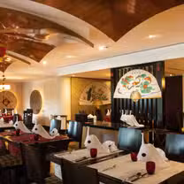 A photo of The Peacock Chinese Restaurant - Sheraton Jumeirah Beach Resort restaurant