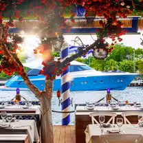 Foto von Kiki on the River Restaurant