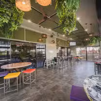 Una foto del restaurante Parkhurst Tavern