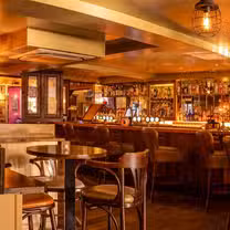 Foto von Black Bull Inn Restaurant