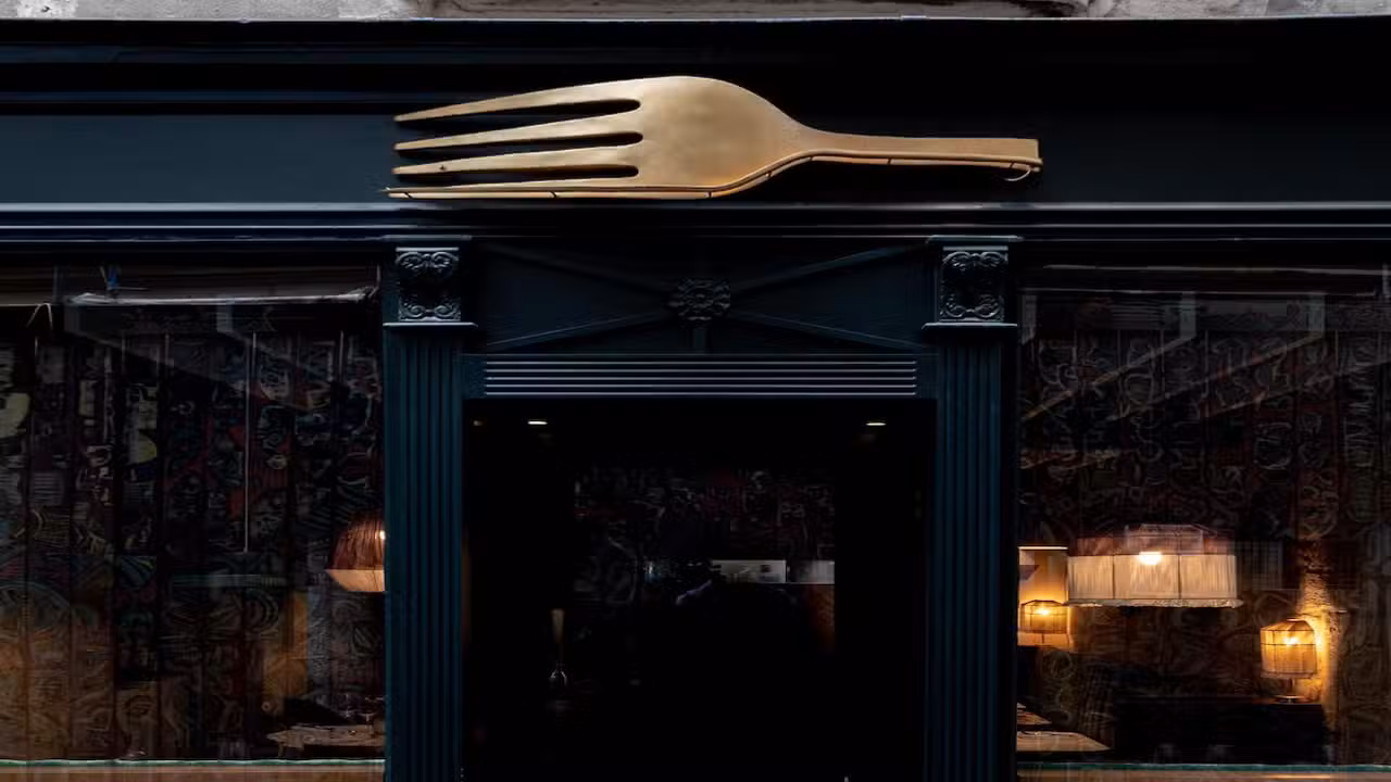 Screenshot -- At - Le Christine, Paris, Ile-de-France