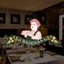 Una foto del restaurante Madrinaa Italiano