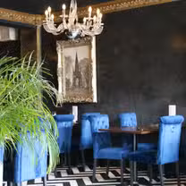 A photo of Ronaq - Comley Bank restaurant