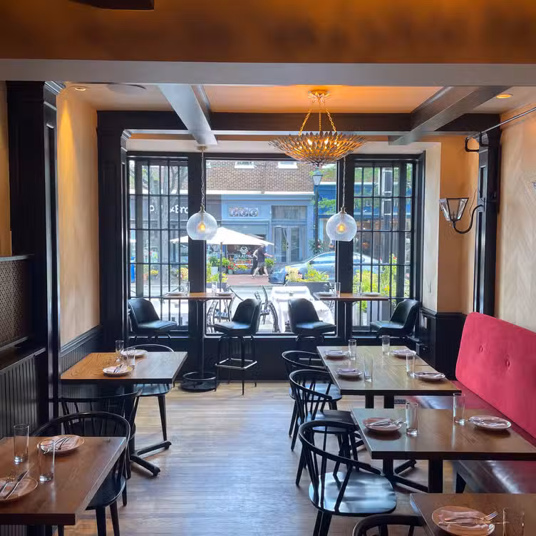 Tavern. - Vermilion - Alexandria, Alexandria, VA