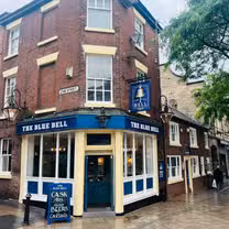 Foto von The Blue Bell Restaurant