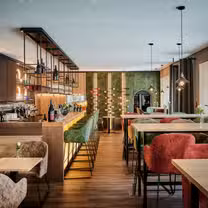 A photo of Zuccalli - Pizza- & Cocktailbar restaurant