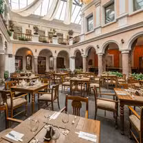 Una foto del restaurante Rincón de Cantuña - Hotel Patio Andaluz