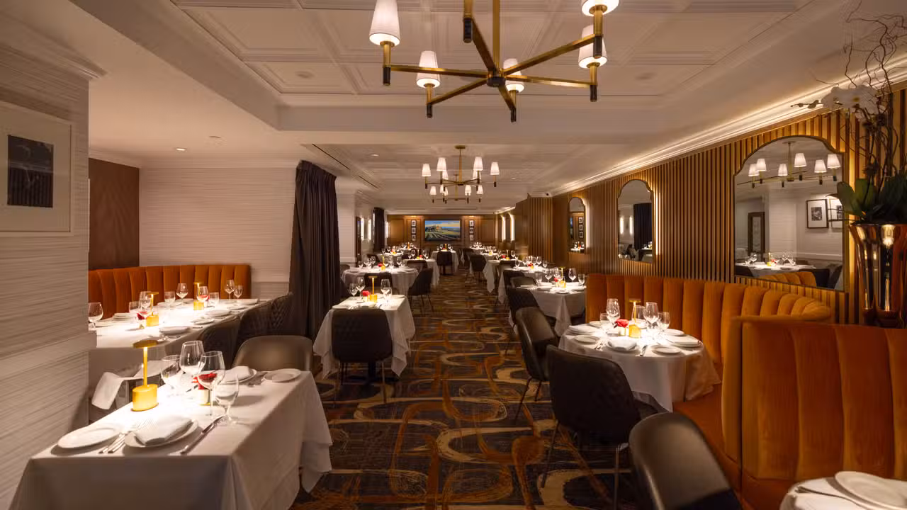 Main Dining Room - Il Mulino New York - Madison, New York, NY