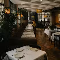 A photo of Clam Bar restaurant