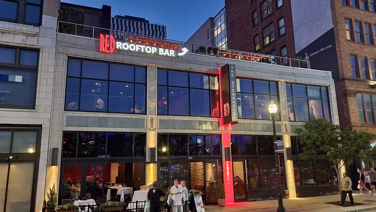 Buitenkant - RED The Steakhouse - Cleveland, Cleveland, OH