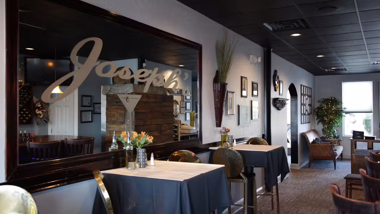 Binnenkant - Joseph's Italian Bistro, Southport, NC