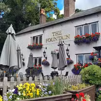 Una foto del restaurante The Fountain at Clent