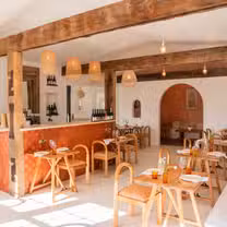 A photo of Fiore at Down The Rabbit Hole Wines restaurant