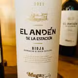 50% Off Bottles of Wine Foto