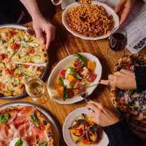 A photo of Pizzateca Lupa restaurant
