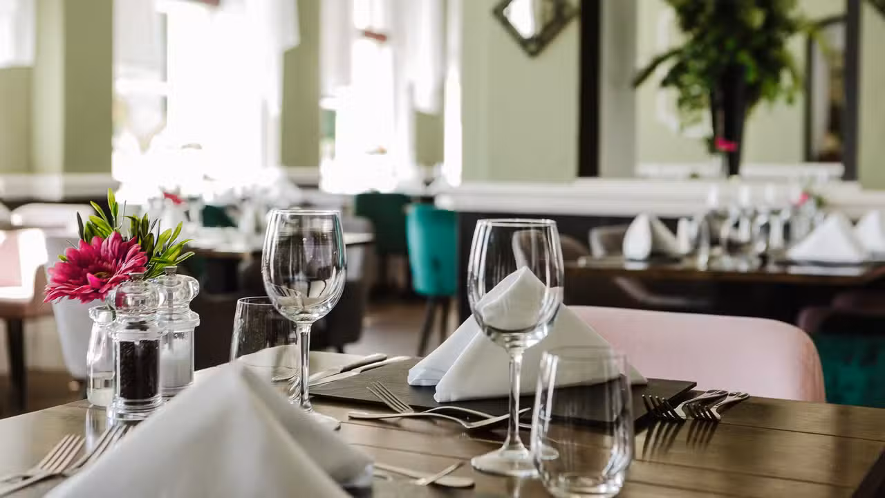 Table - The Osborne Hotel Crescent Restaurant & Bar, Torquay, Devon