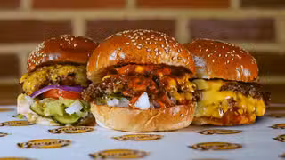 Una foto del restaurante Chuck & Blade Burgers Rochester