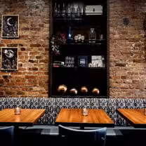 Moon Star Kitchen & Barの写真