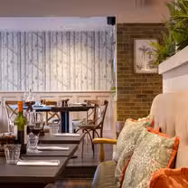 A photo of Brasserie Blanc Oxford restaurant
