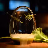 A photo of eculent restaurant