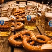 Foto von OKTOBERFEST Restaurant