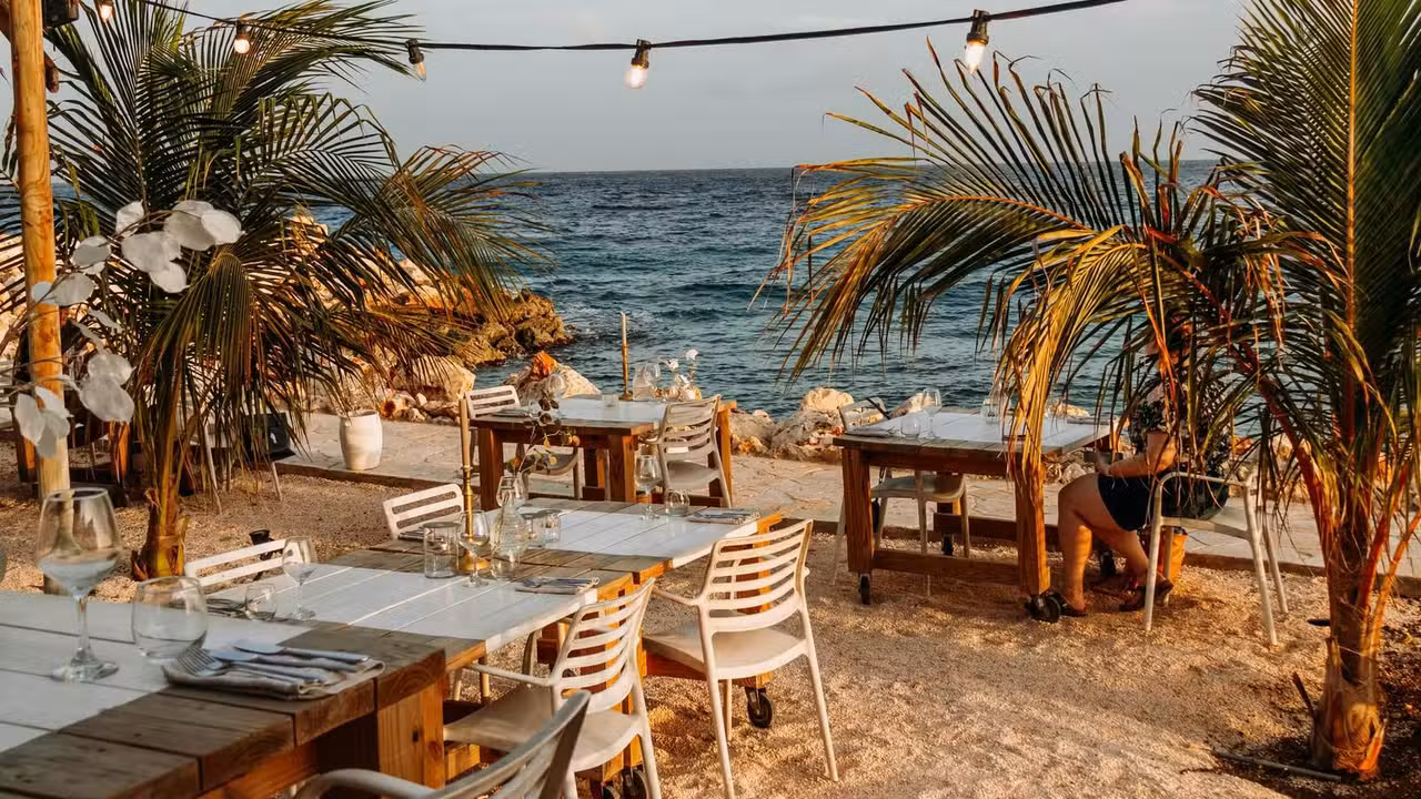 Exterior - Oceanfront Restaurant BijBlauw, Willemstad, Curacao