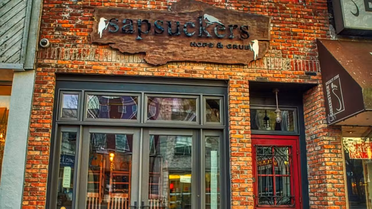 Sapsuckers Hops & Grub, Huntington, NY