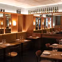 A photo of Comet restaurant