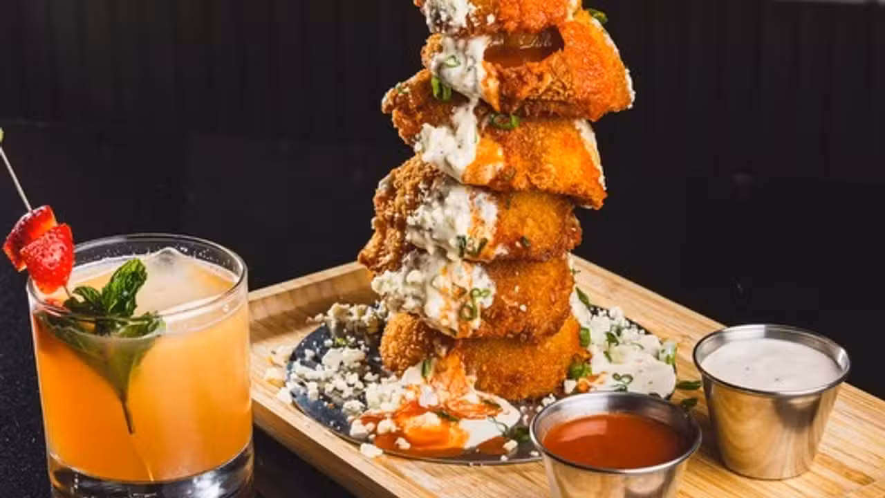 The Hive Sports Bar and Grill, Anaheim, CA