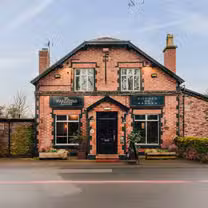 Een foto van restaurant The Farmers Arms