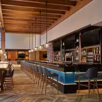 Una foto del restaurante Brickstones Kitchen & Bar
