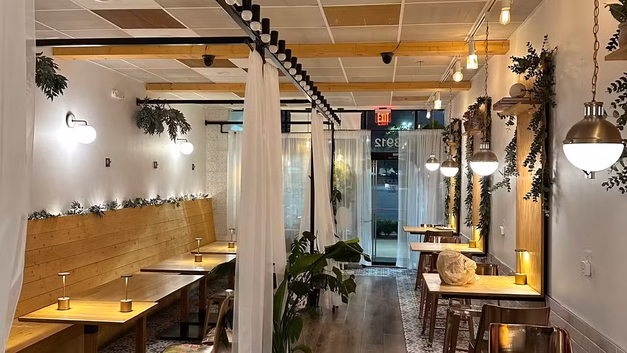 Kare Bar, Chantilly, VA