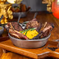 A photo of Las Tablas Colombian Steak House - Portage Park restaurant