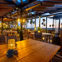 Una foto del restaurante California Surf Club